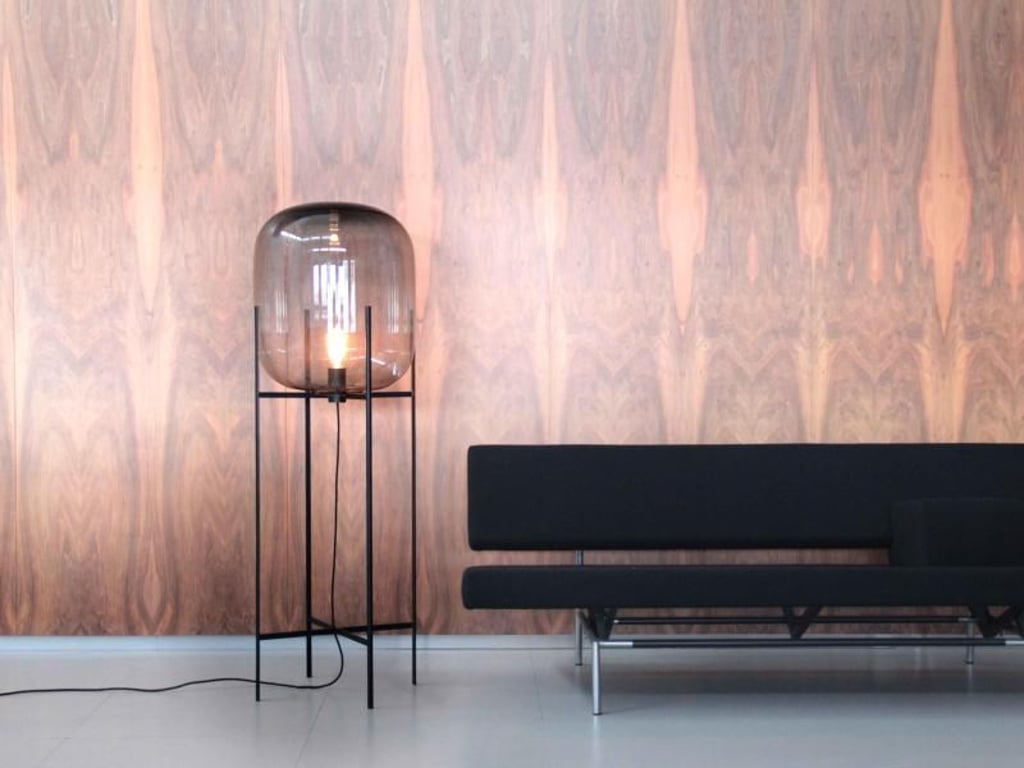 Der gläserne Körper der Oda-Leuchte von Designer Sebastian Herkner ist das Maximum, was ein Glasbläser fertigen kann. Foto: Pulpo