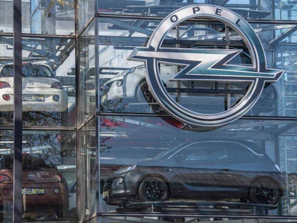 Opel will insgesamt 3700 Stellen in den deutschen Werken abbauen. Foto: Boris Roessler