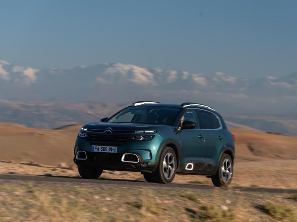Fürs Gelände ist der C5 Aircross nicht wirklich geeignet. So gibt es zum Beispiel keinen Allradantrieb. Foto: Citroën