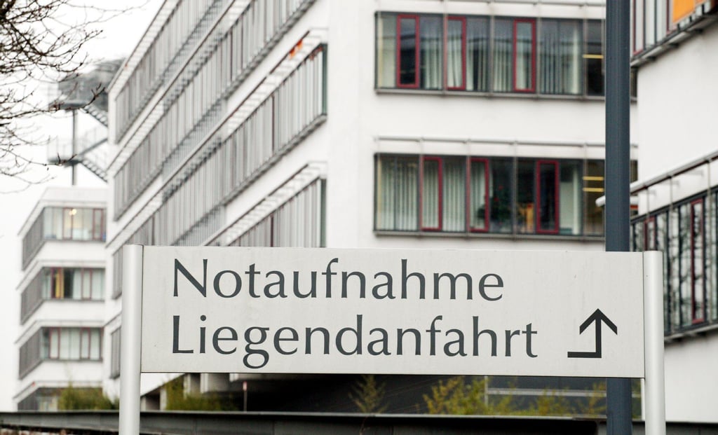 Ein Jahr Pandemie hat auch im Arbeitsalltag des Universitätsklinikums viel verändert. Nun ist der Betrieb in Gefahr.