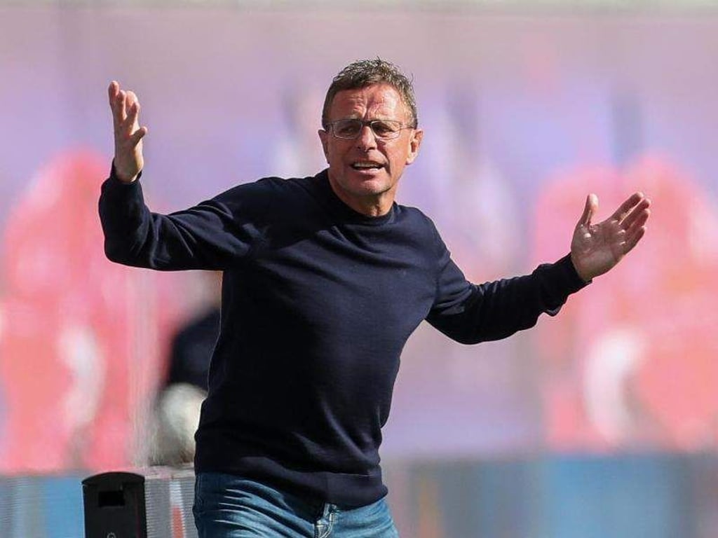 Leipzigs-Trainer und Sportdirektor Ralf Rangnick steht vor dem letzten Saisonspiel vor einem Punkterekord. Foto: Jan Woitas/ZB/dpa/Archiv