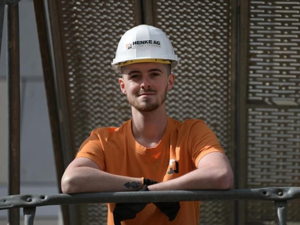 Karrierepläne: Wenn seine Ausbildung vorbei ist, will Marc Hanfmann erst einmal Berufspraxis sammeln - und dann vielleicht Vorarbeiter werden. Foto: Ina Fassbender
