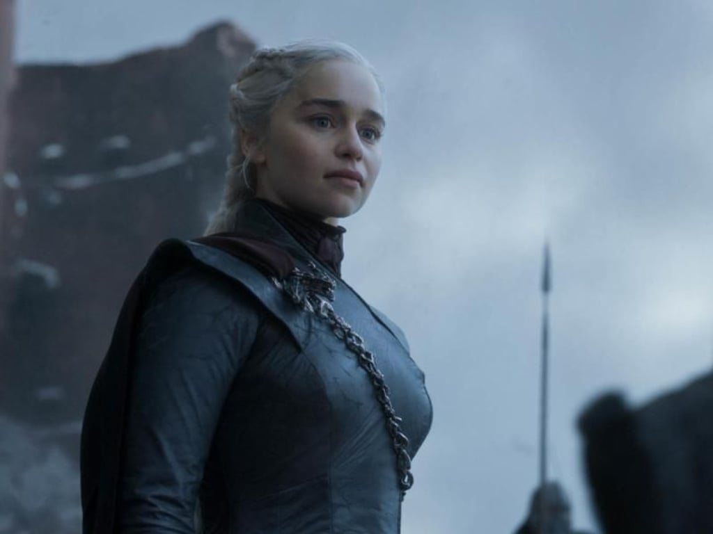 Szene aus der Serie «Game of Thrones» mit Schauspielerin Emilia Clarke. Foto: HBO