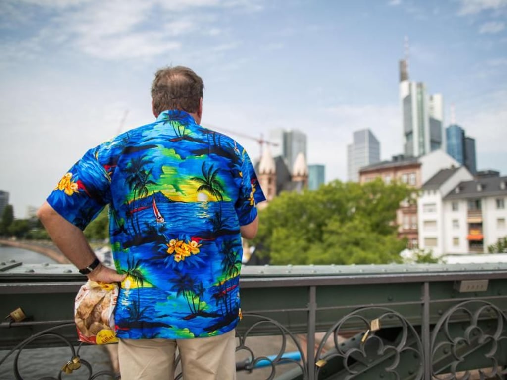 Die Modesünde Hawaiihemd ist zurück. Foto: Frank Rumpenhorst