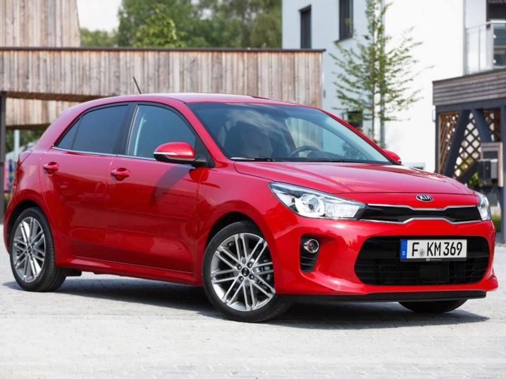 Auch die Ausstattung ist komfortabel. Der neue Rio hat sechs Airbags in Serie und einen Notbremsassistenten mit Fußgängererkennung. Zudem gibt es eine Spurführungshilfe oder ein schlüsselloses Zugangssystem. Foto: Kia