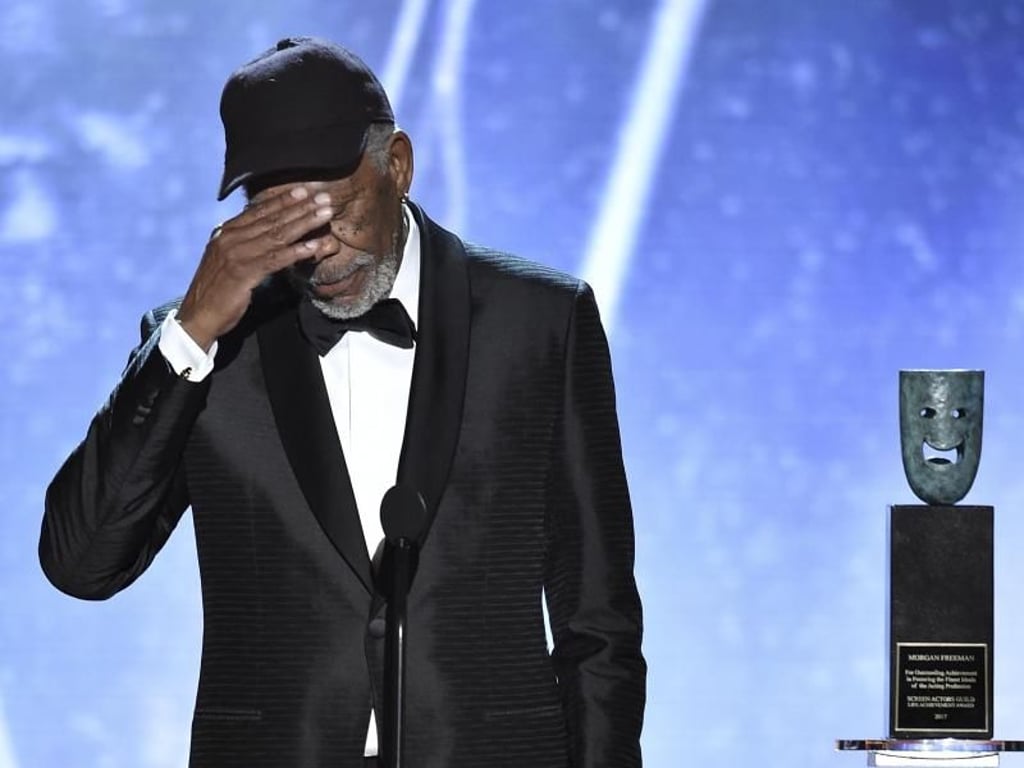 Morgan Freeman nimmt den Preis für sein Lebenswerk entgegen. Foto: Vince Bucci/Invision