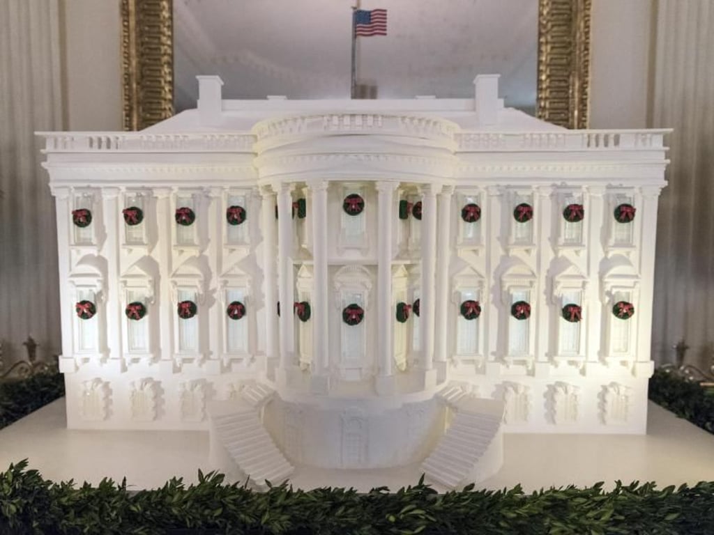 Zum Anbeißen: Das Weiße Haus aus Lebkuchen. Foto: Carolyn Kaster