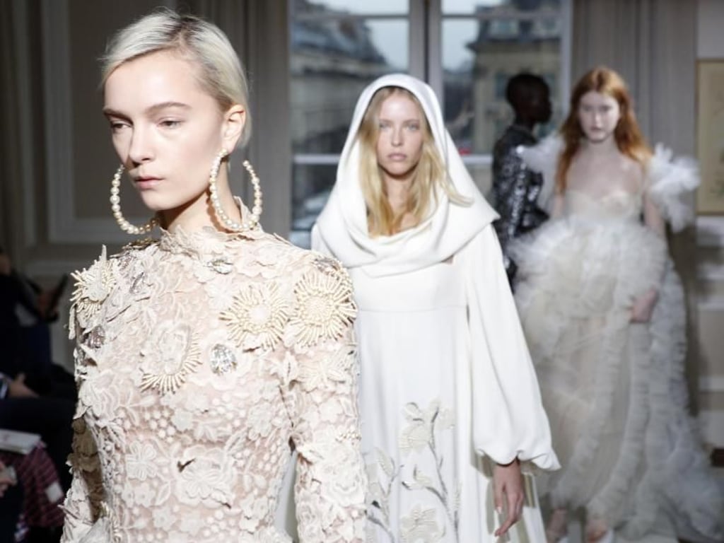 Stoffrausch: Die Schiaparelli-Kollektion für den Frühling/Sommer 2018. Foto: Francois Mori