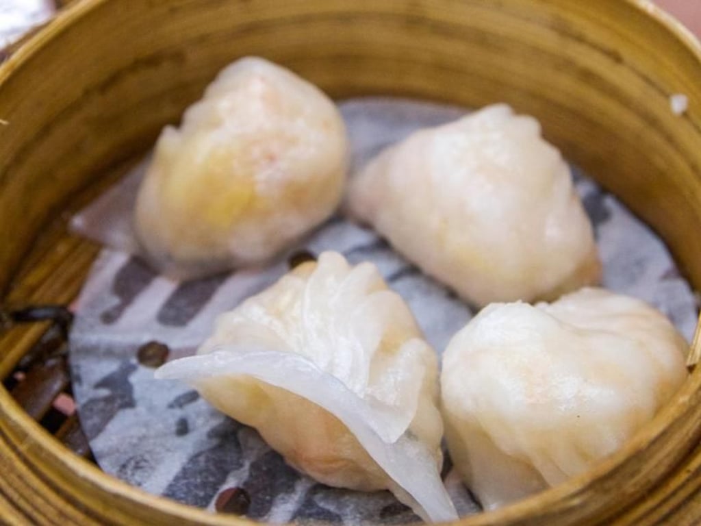 Für die Füllung der Dim Sum ist alles erlaubt: Schweinefleisch, Bambus oder Koriander. Foto: Heimo Aga/Hädecke Verlag/dpa-tmn