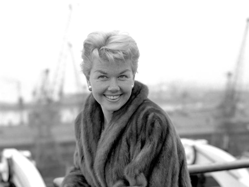 Doris Day 1955 bei einem Besuch des Kreuzfahrtschiffes «Queen Elizabeth» in Southampton. Foto: PA Wire