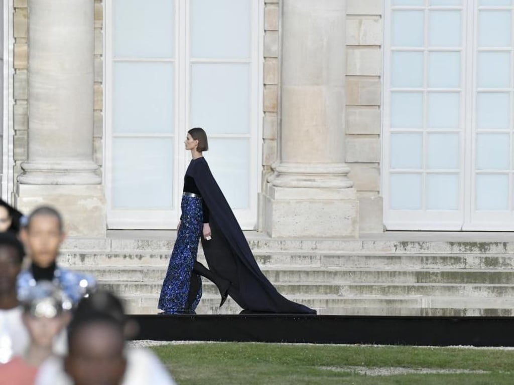 Stilvolle Garderobe: Givenchy bei der Pariser Fashion Week. Foto: XinHua Meeteurope
via ermenegido canton