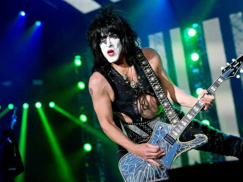 Der Sänger und Gitarrist Paul Stanley wird 65. Foto: Sven Hoppe