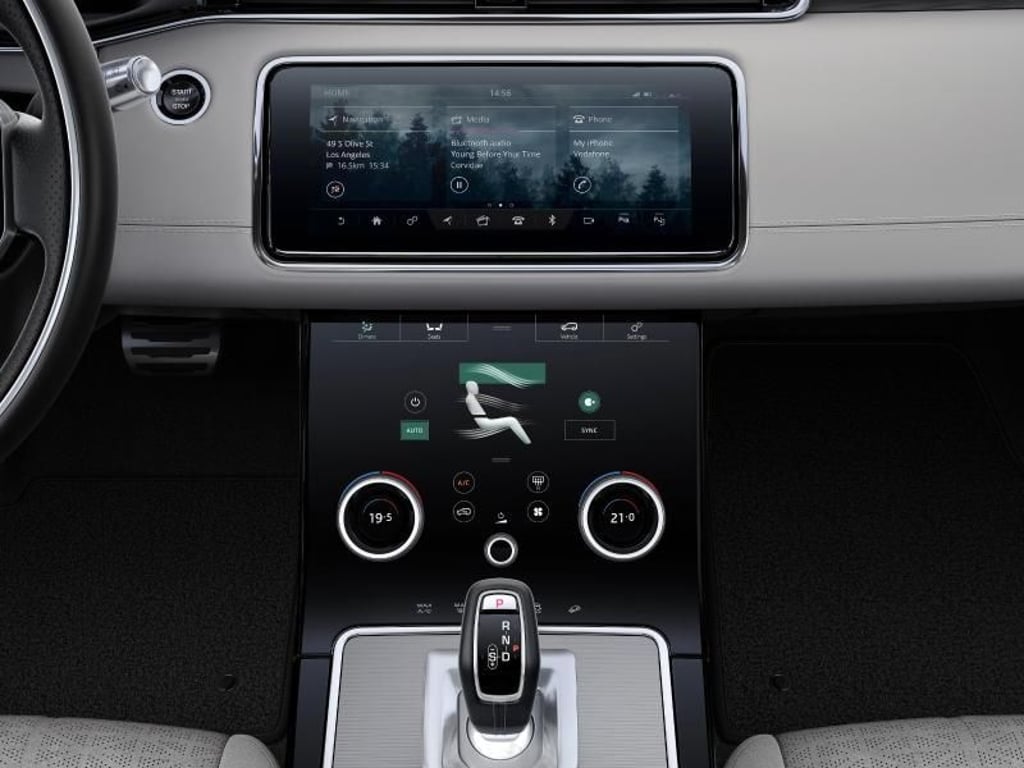 Neue Welt im Innenraum: Die Mittelkonsole wurde radikal entrümpelt und übernimmt die Touchscreens aus dem Velar. Foto: Jaguar Land Rover/dpa