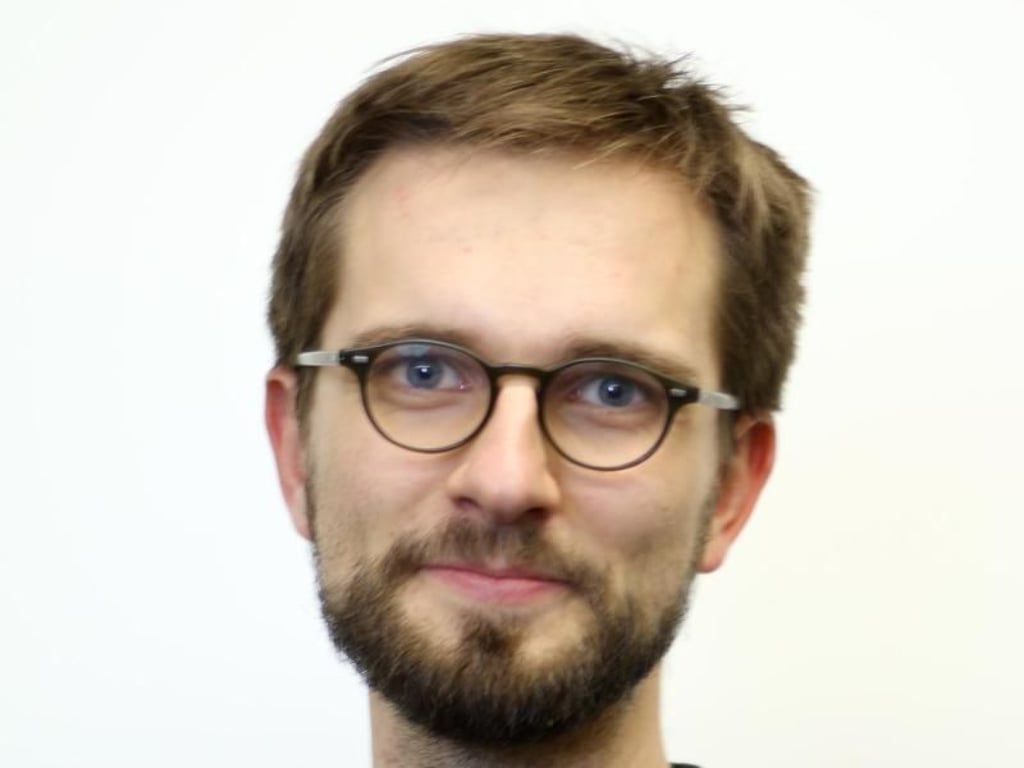 Bruno Wipfler setzt sich bei der Studierendenvertretung der Universität Stuttgart für die Belange von Studierenden ein. Foto: Daniel Friedrich
