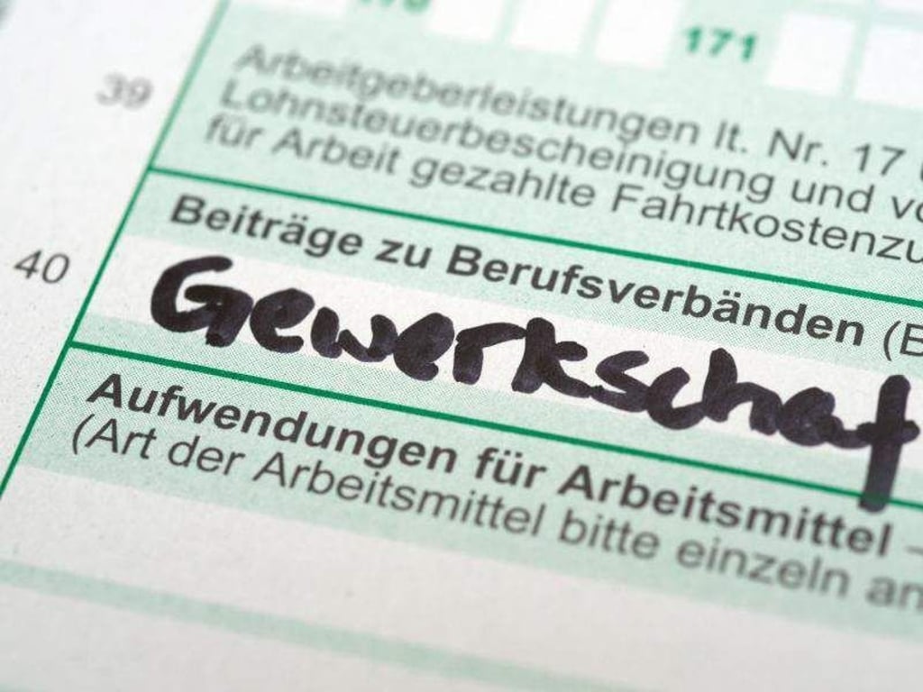 Der Mitgliedsbeitrag für eine Gewerkschaft kann als Werbungskosten geltend gemacht werden. Foto: Andrea Warnecke/dpa-tmn