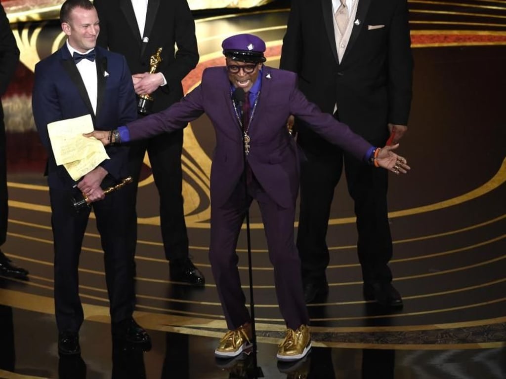 Oscar-Gewinner Spike Lee hielt eine sehr politische Rede, in der er an die Zeiten der Versklavung erinnerte. Foto: Chris Pizzello/Invision/AP