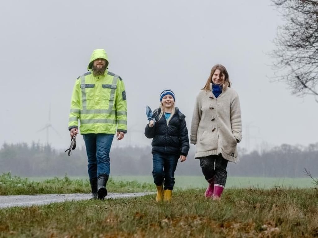 Edyta Stateczny-Kade, Ehemann Alexander Stateczny und Sohn Aaron sind nach ihrem Umzug aus Bielefeld in Gyhum zur Ruhe gekommen. Foto: Markus Scholz