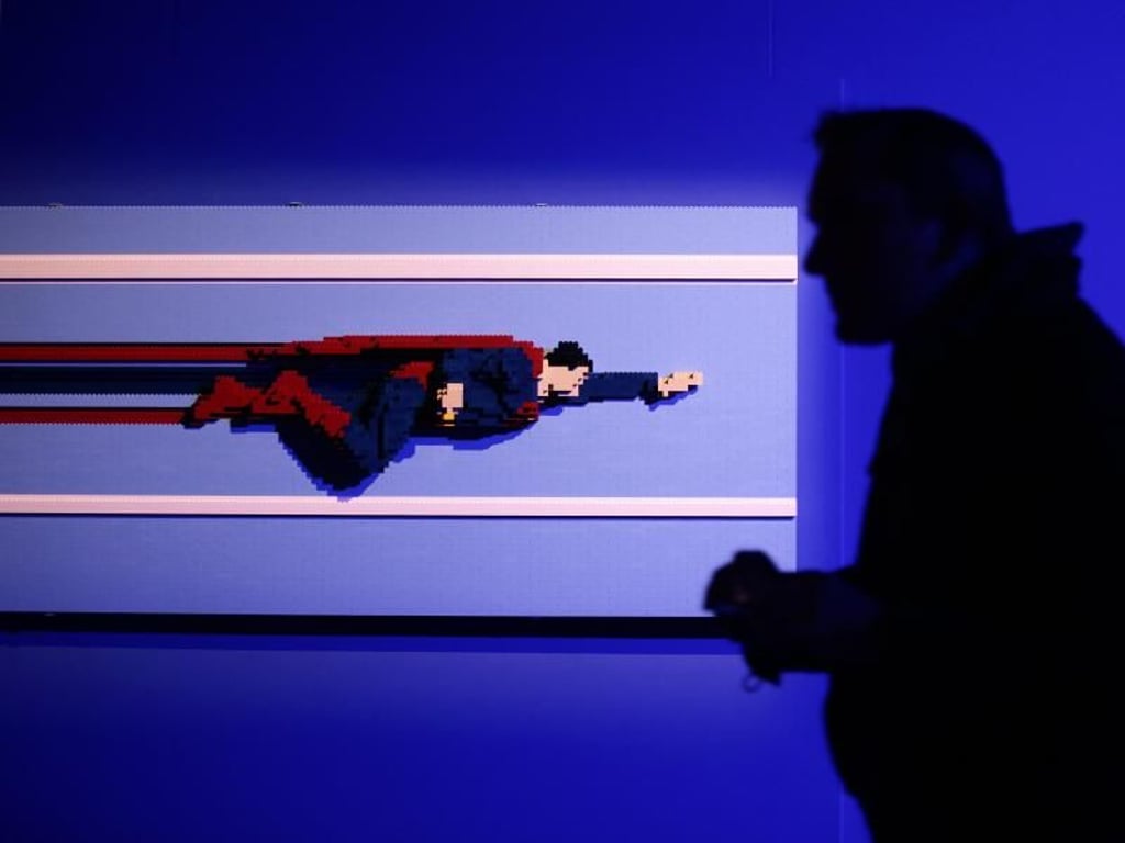 Superman-Modell în der LEGO-Austellung «The Art of the Brick: DC Super Heroes» an der South Bank in London. Foto: Yui Mok