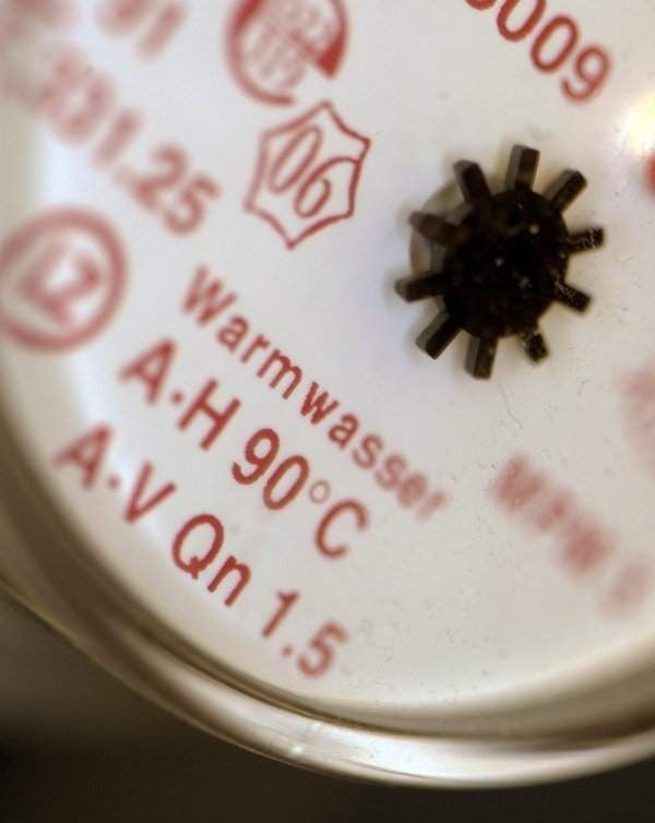 Senkung der Temperatur spart bei Warmwasser Kosten