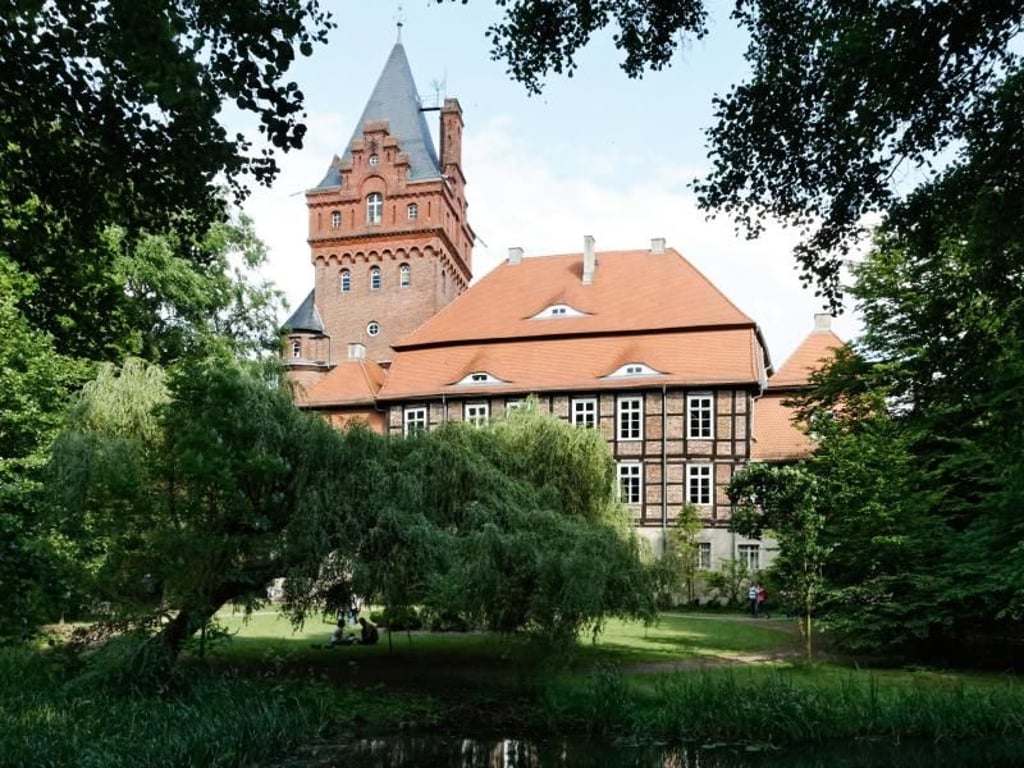 Erstrahlt in neuem Glanz: Die Plattenburg wurde von 1995 bis 2002 aufwendig renoviert. Foto: Tourismusverband Prignitz/Michael Richter