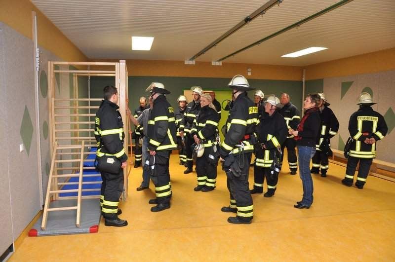 Wehr besichtigt Kindergarten