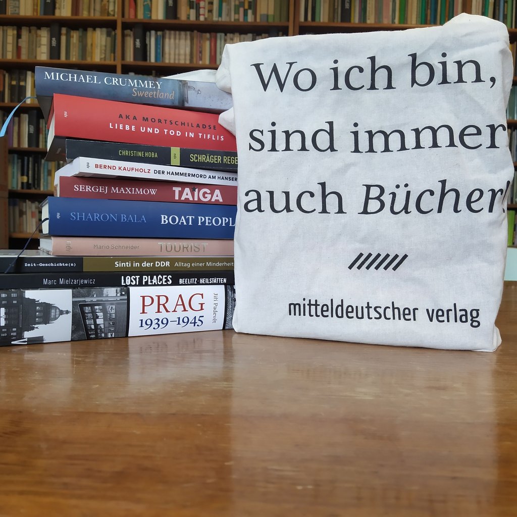 Bücher aus dem aktiellen Sortiment liegen in der Bibliothek des Verlages.