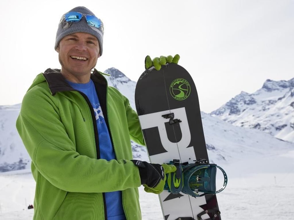 Simon Graf ist einer der Pioniere der Splitboardszene und Inhaber von Splitboards Europe. Foto: Splitboards Europe/dpa-tmn