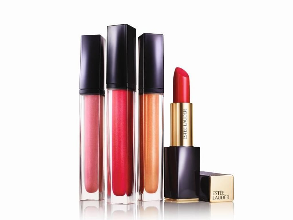 Von Nude über Pink bis zu intensivem Rot reicht die Farbpalette für die Lippen bei Estée Lauder. Foto: Estée Lauder