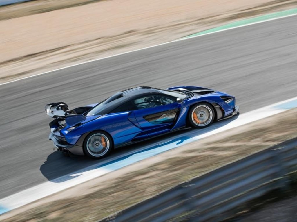 Waschechter Rennwagen: Der Senna ist in 2,8 Sekunden bei 100 km/h und erreicht nach 6,8 Sekunden die 200-Marke. Foto: McLaren
