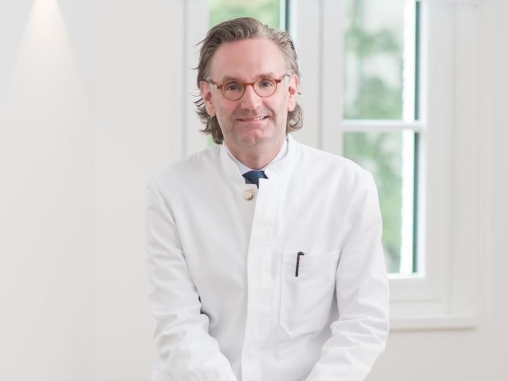 Prof. Dr. Philipp Babilas arbeitet als Dermatologe am Hautzentrum Regensburg. Foto: Hautzentrum Regensburg