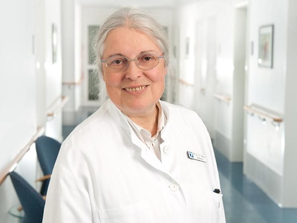 Dr. med. Barbara Elkeles ist Ärztliche Direktorin und Chefärztin der Klinik für Geriatrie an der Klinik Maria Frieden Telgte. Foto: Klinik Maria Frieden Telgte