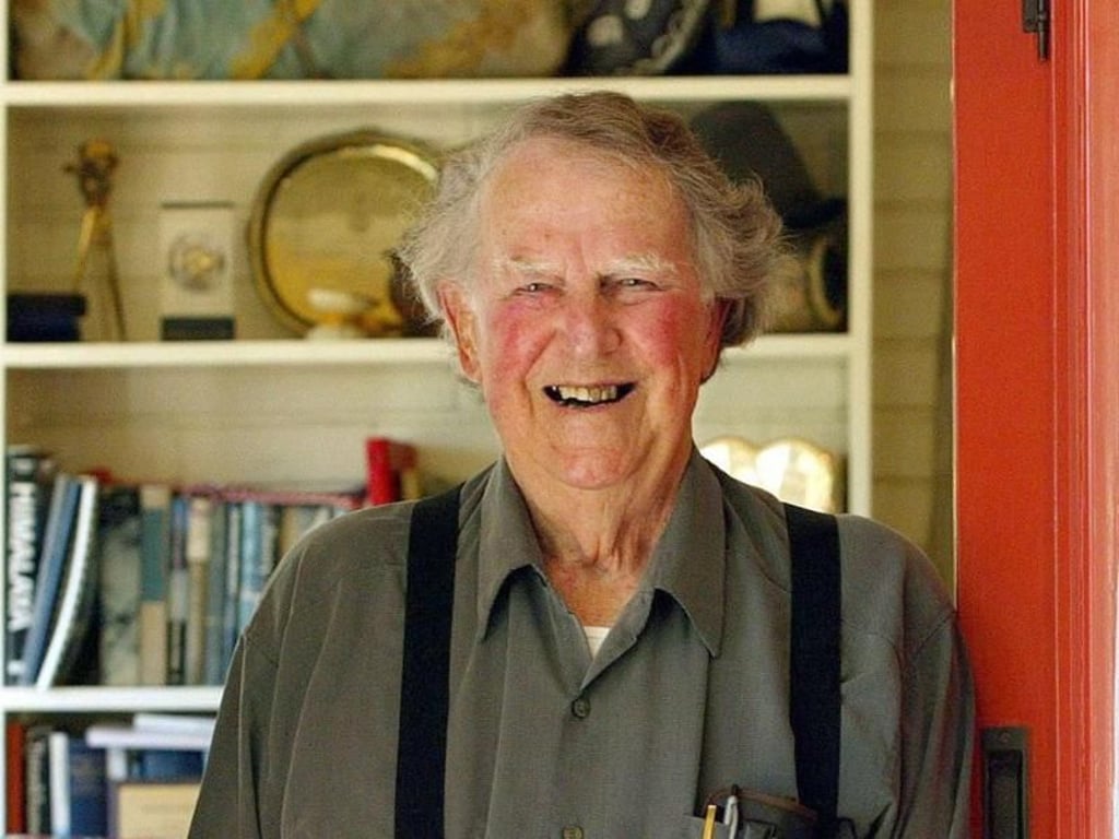 Sir Edmund Hillary war der erste Mensch auf dem Dach der Welt. Foto: White/EPA/AAP