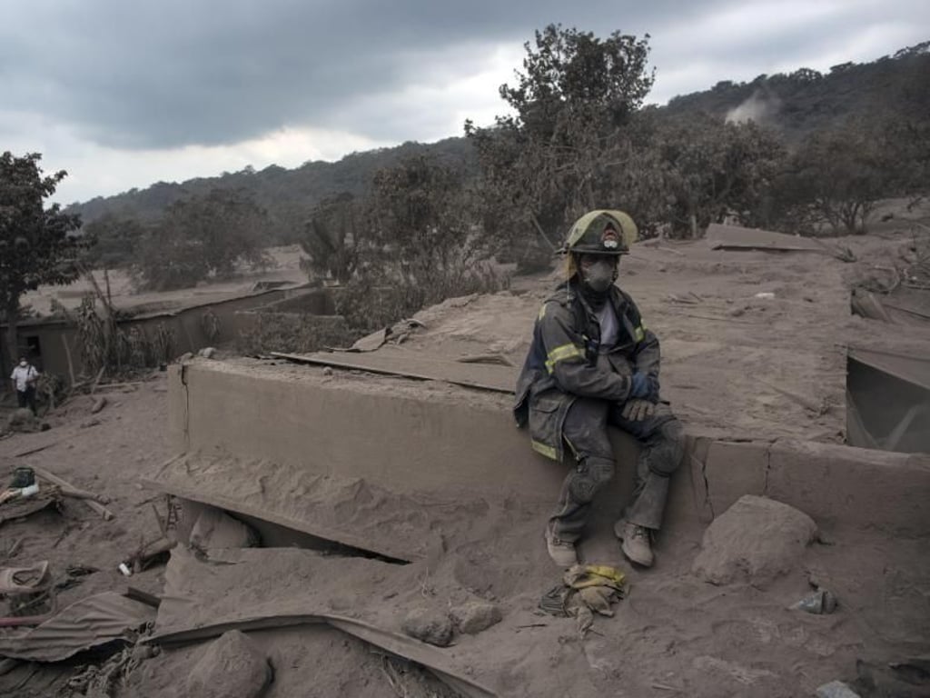 Der Vulkan südwestlich von Guatemala-Stadt war am Sonntag ausgebrochen. Foto: Rodrigo Abd/AP