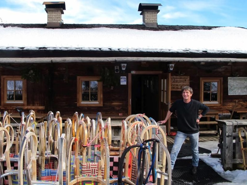 Bruno Gasser ist Hüttenwirt auf der Alpe Stalle. Foto: Claudia Steiner