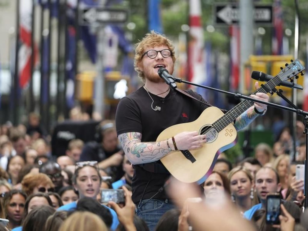 Halbzeit: «Shape Of You» von Ed Sheeran ist der bisherige Hit des Jahres. Foto: Charles Sykes/Invision