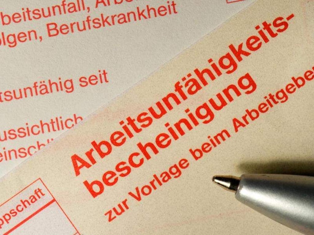 Auch eine Fehlzeit von durchschnittlich 17,4 Wochen im Jahr muss als Kündigungsgrund noch nicht ausreichen. Foto: Arno Burgi