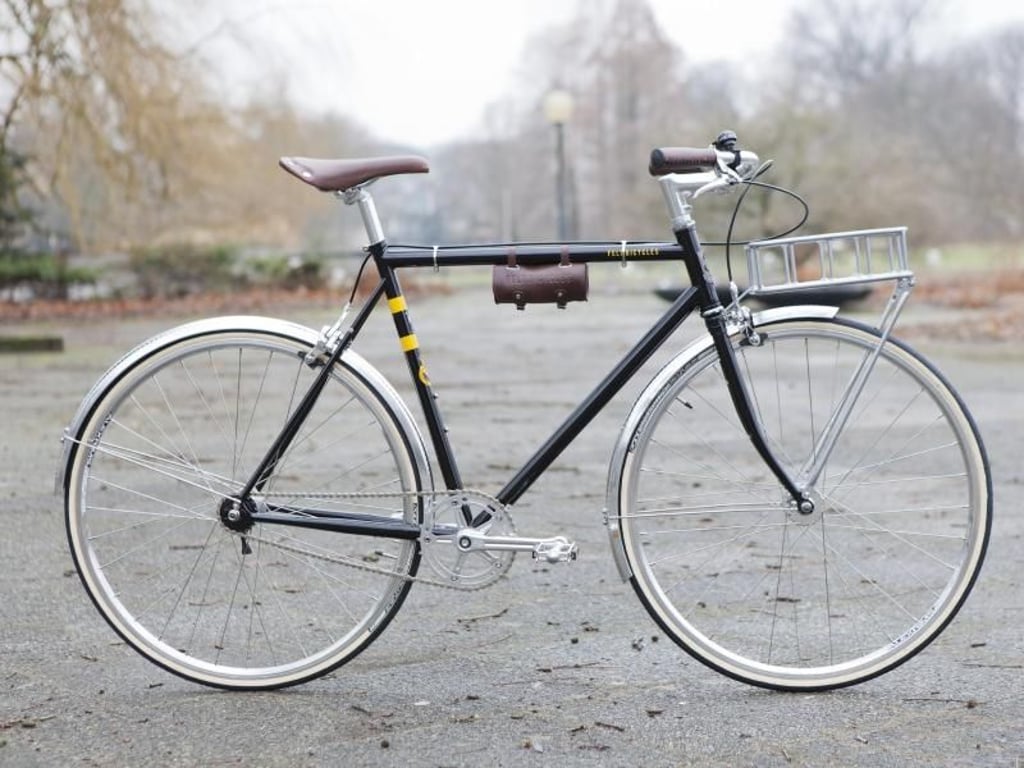 Trend zum Stahl: Besonders in der Vintage- und Retroszene erfreuen sich viele Radler an fragilen Stahlrohrkonstruktionen wie bei diesem Singlespeed. Foto: Mathias Kutt/pd-f.de/dpa-tmn