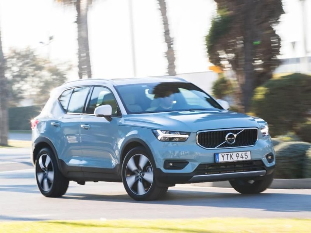 Zudem bietet Volvo für den XC40 eine Reihe von Assistenzsystemen an, vom semi-autonomen Autobahnpiloten bis zur Panorama-Kamera. Foto: Volvo