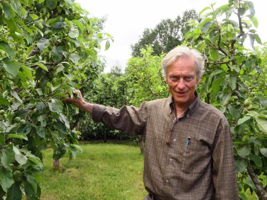 Gartenfreund: Jean-Pierre Morby in seinem Jardin de la Ferme Ornée. Foto: Daniela David