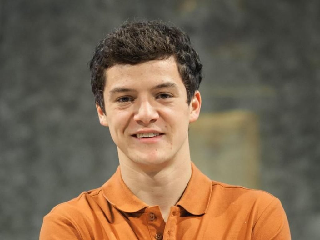 Philipp Dörfler macht die dreijährige Ausbildung zum Kirchenmaler. Er tritt damit in die Fußstapfen seines Vaters: Auch er übt diesen Beruf aus. Foto: Nicolas Armer/dpa-tmn