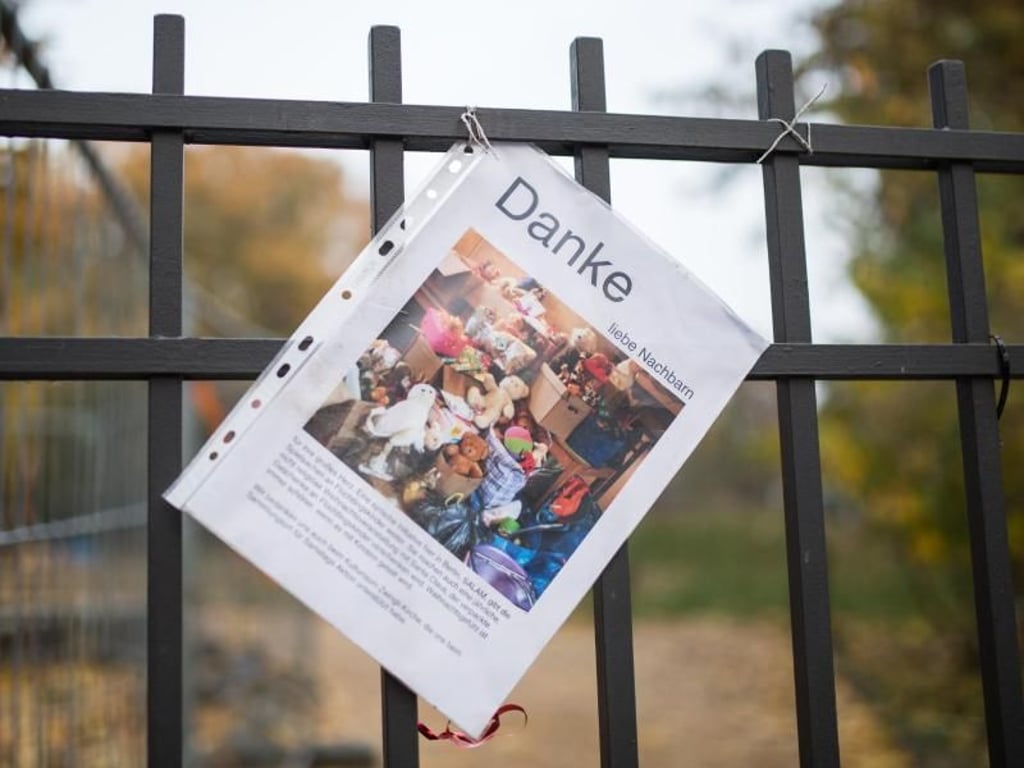 Altes Konzept neu umgesetzt: Internet-Portale wollen die «Online-Pinnwände» von Nachbarschaften sein. Foto: Sophia Kembowski