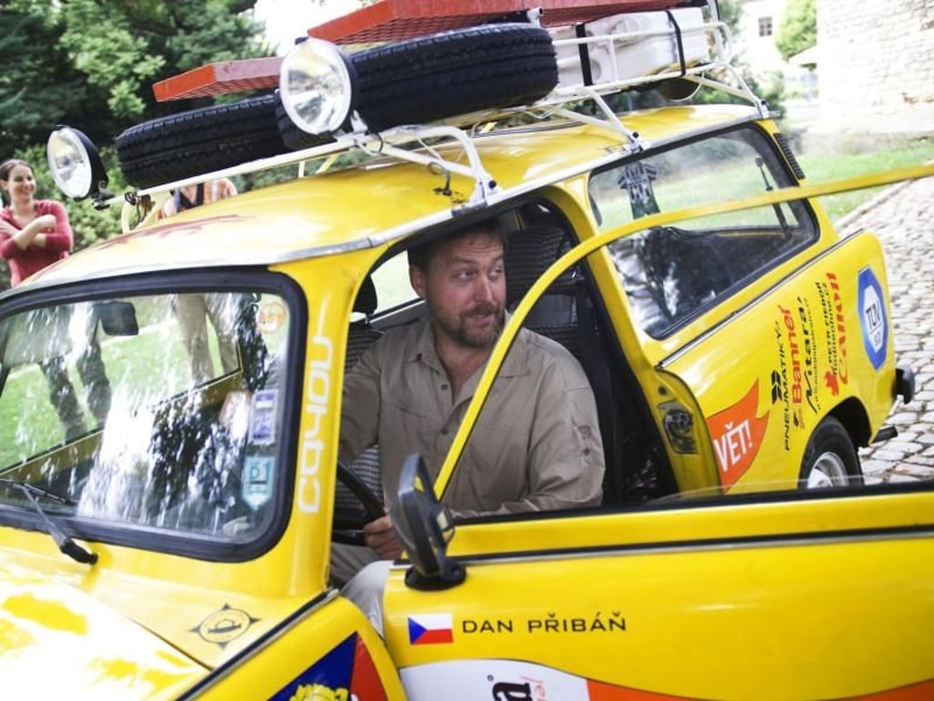 Dan Priban 2012 in seinem geliebten Trabi. Foto: Michael Heitmann