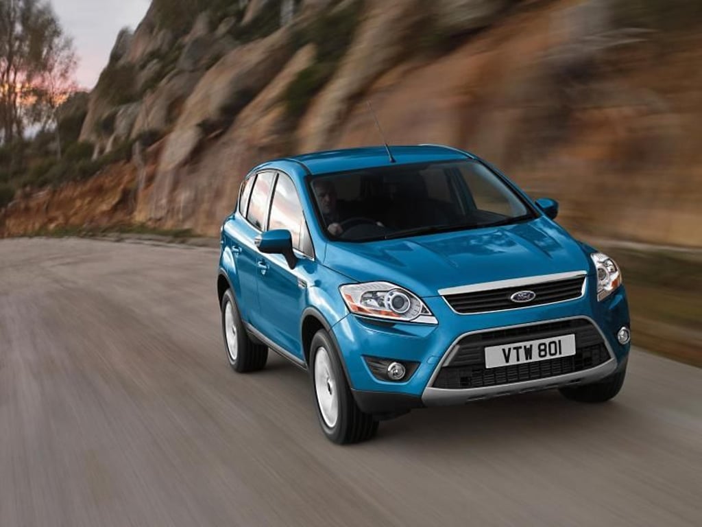 Stylisch und übersichtlich: Kompakte SUVs wie der Ford Kuga bieten oft ein modisches Design und durch die höhere Bauweise eine gute Übersicht. Foto: Ford