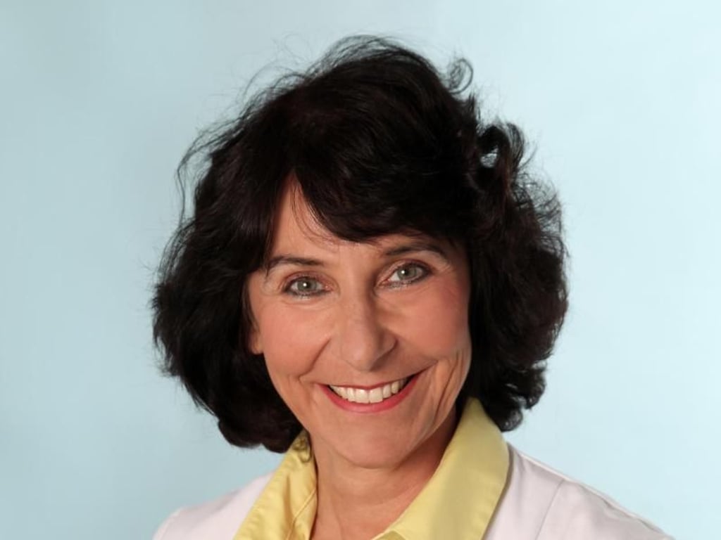 Prof. Annerose Keilmann ist Chefärztin am Stimmheilzentrum in Bad Rappenau, Fachärztin für Phoniatrie und Pädaudiologie sowie Präsidentin der Deutschen Gesellschaft für Phoniatrie und Pädaudiologie (DGPP). Foto: Annerose Keilmann