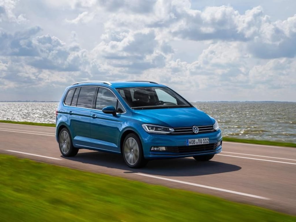 Zwei neue Motoren: VW erweitert das Programm beim Touran um einen Benziner und einen Diesel. Foto: Volkswagen