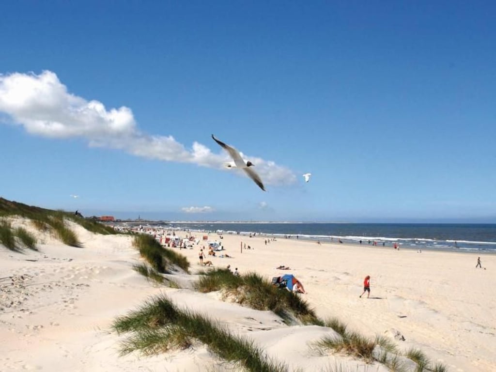 Auf Baltrum ist das Meer nie weit weg und deshalb gerade bei Familien besonders beliebt. Foto: Kurverwaltung Baltrum