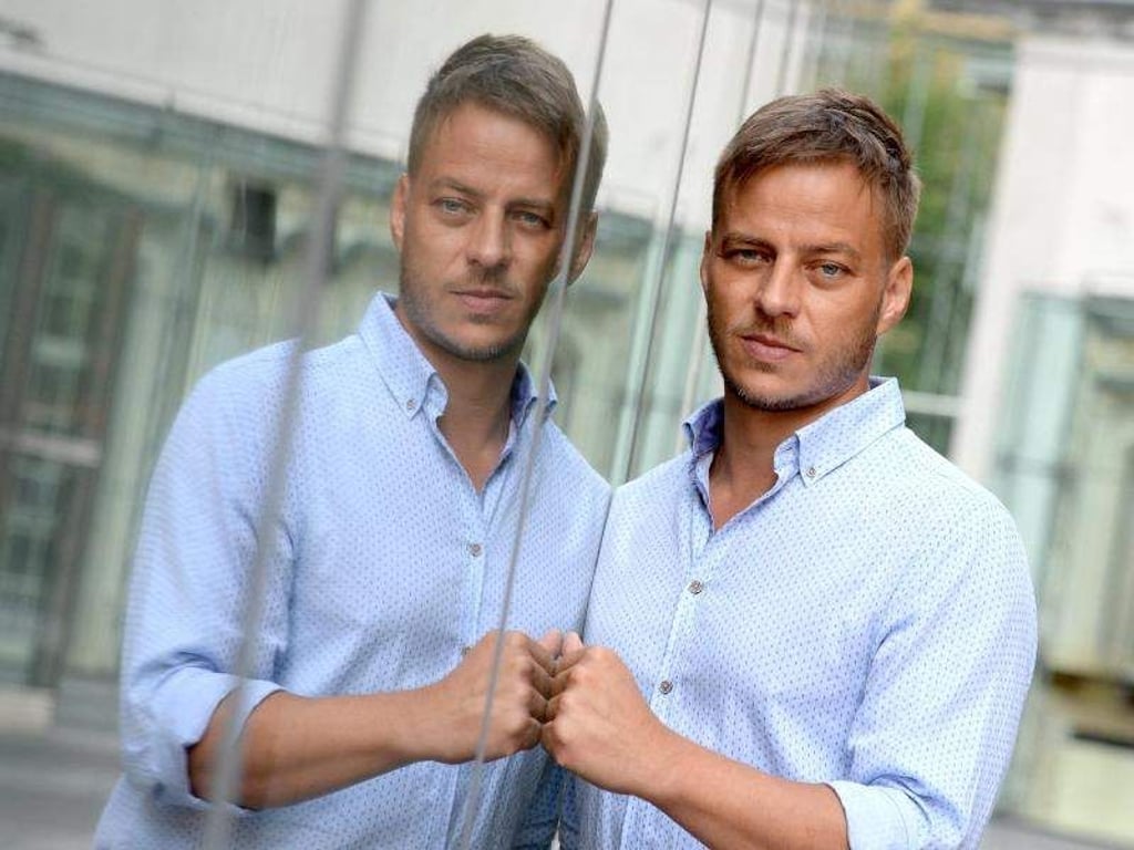 Tom Wlaschiha («Das Boot») arbeitet gerne mit Kollegen aus verschiedenen Ländern zusammen. Foto: Britta Pedersen