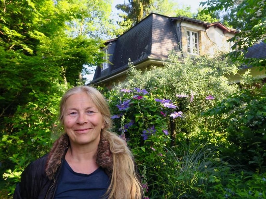 Gärtnern statt reisen: Annie Blanchais in ihrem Jardin Retiré. Foto: Daniela David