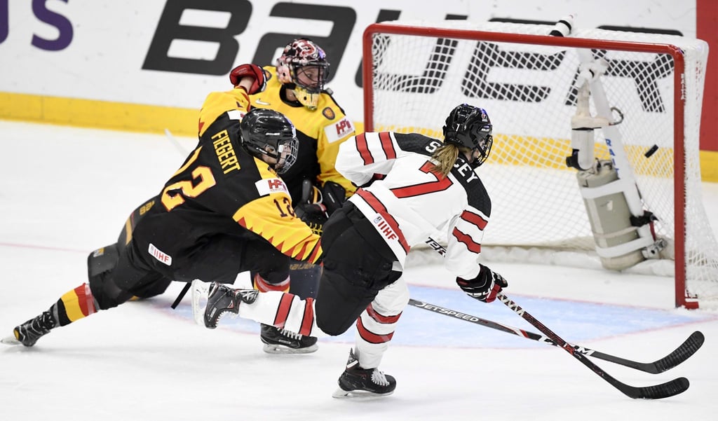 Die Eishockey-WM der Frauen ist aufgrund der Coronavirus-Pandemie abgesagt worden.