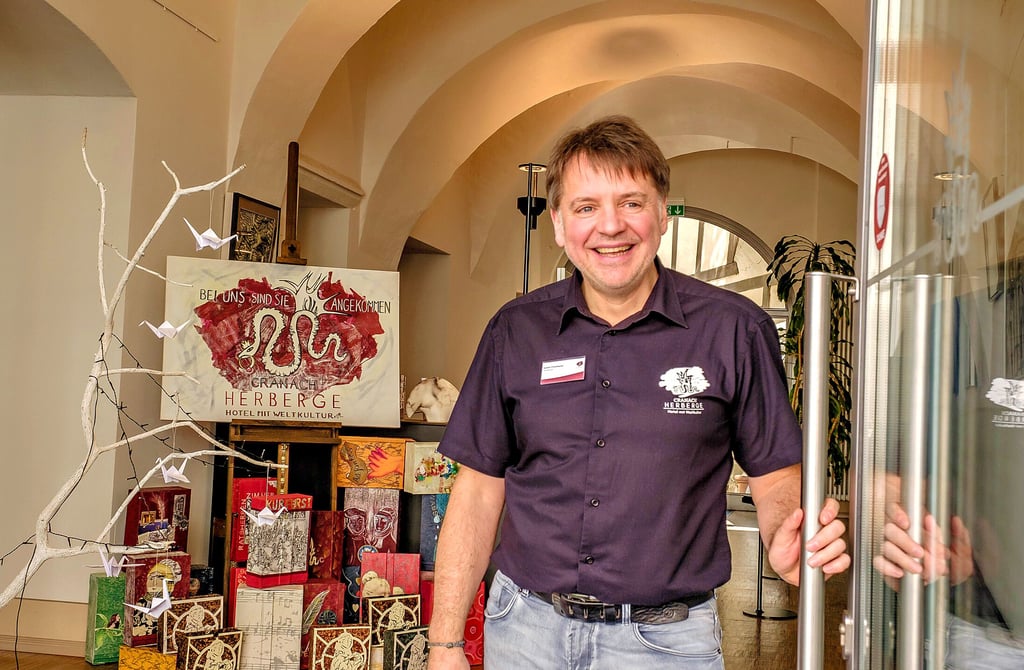 André Chmilewski ist seit Februar Leiter der zur Cranach-Stiftung Wittenberg gehörenden Cranach-Herberge.